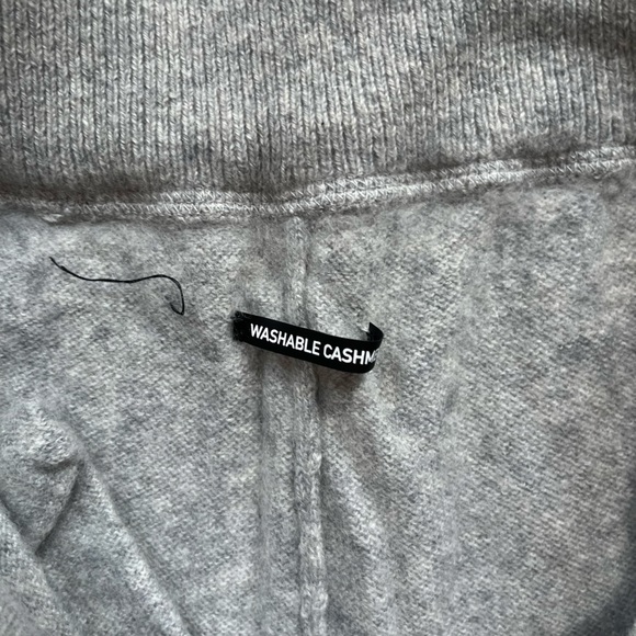 Washable Cashmere Grey Joggers - Picture 3 of 3